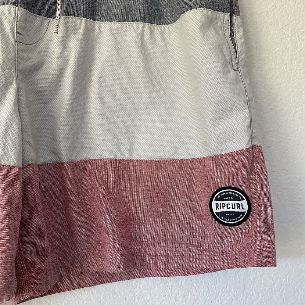 Rip Curl Men's Shorts Volley Fit Size‎ 34 Blue Red Gray Striped Surf Wear Board - Picture 12 of 16